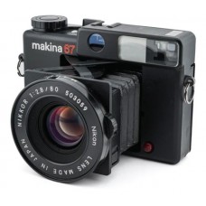 Пленочная фотокамера PLAUBEL Makina 67 6x7 Medium Format 80mm f/2.8